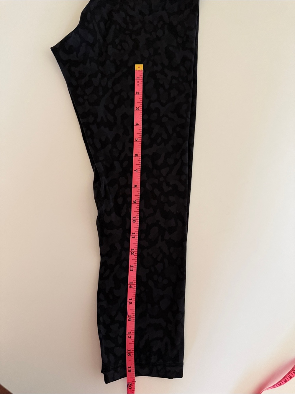 lululemon athletica Align High Rise Black Charcoal Leopard Print Leggings Sz 6 - Picture 9 of 10